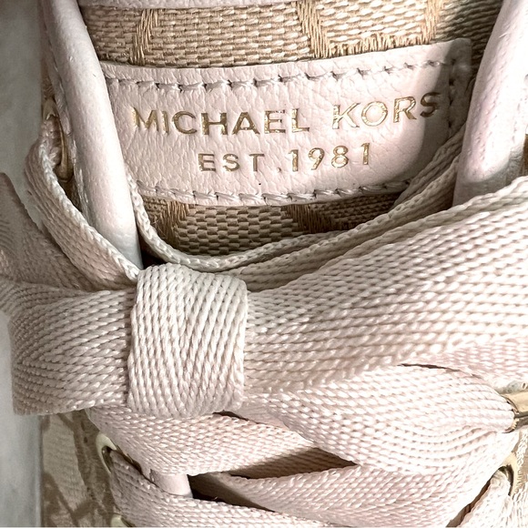 Michael Kors City MK Logo Sneakers Color is Vanilla Size 7 - Picture 11 of 16